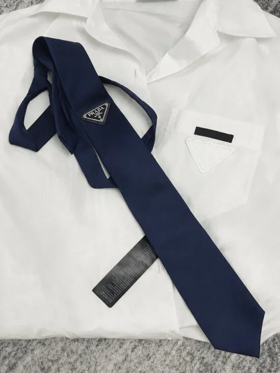 Authentic Prada Blue Tie（Unisex）👔 Fashion accessories