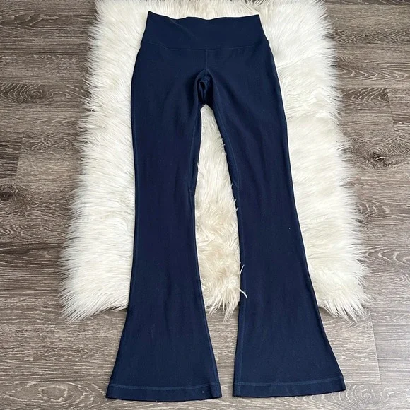 Lululemon Womens Align High Rise Mini Flare Pant Size 6 True Navy 34