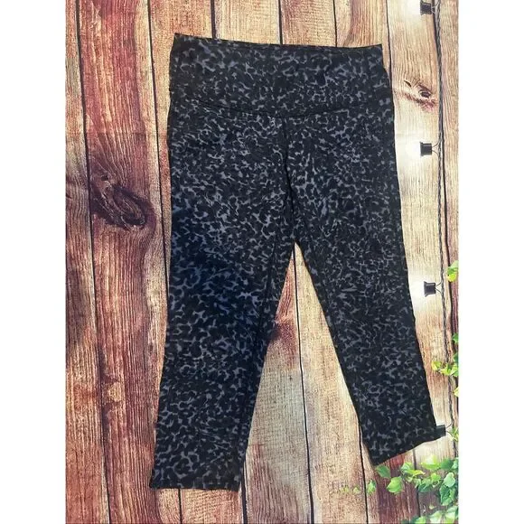 Athleta Cropped Leggings Cheetah Print Black Grey Size S