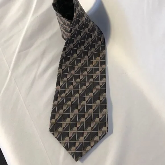 Dockers Khakis 100% silk necktie