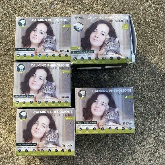 TriOak Cat Calming Diffuser Kit Feline Anxiety Relief‎ Pheromone Kit 6 Diffusers