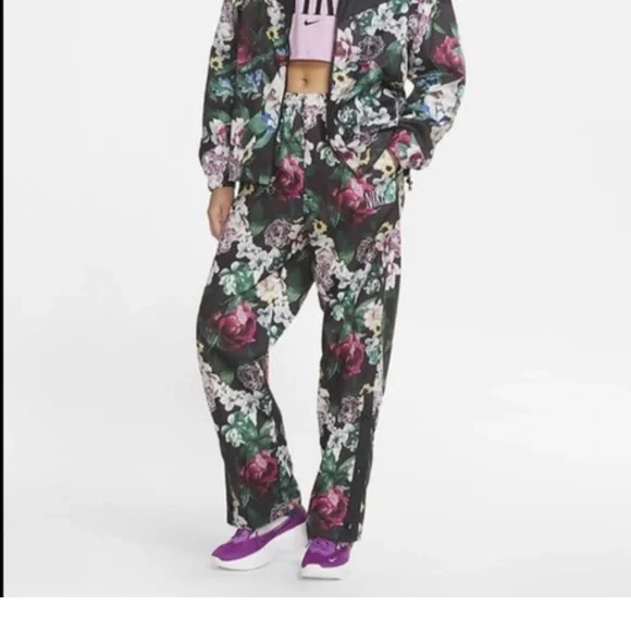 Nike earth day floral flower windbreaker‎ snap pants bottoms size small