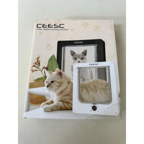 CEESC Size XL White 4-Way‎ Rotary Locking Cat Door