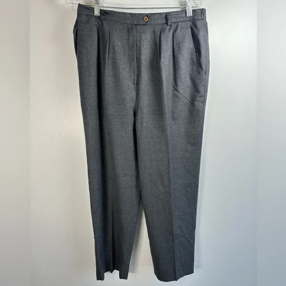 Women's Classic Wool Gray Pleated Trousers fully Lined Size 14
