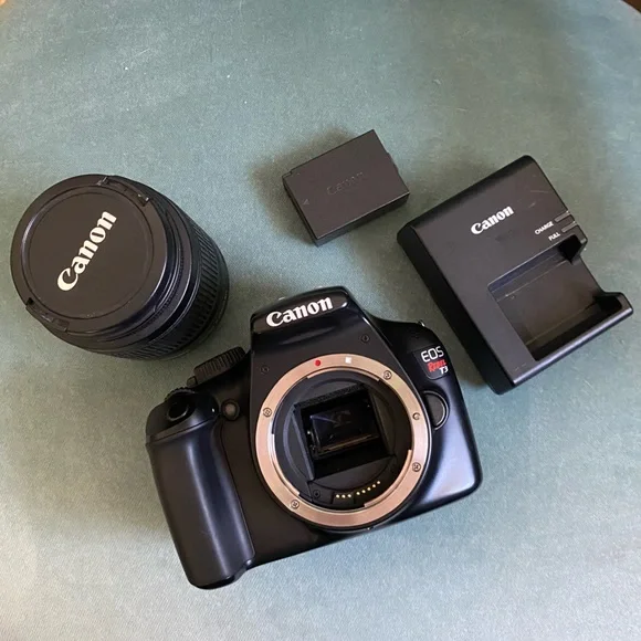 Canon EOS Rebel T3