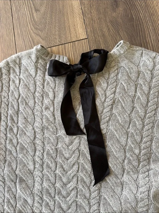 J.Crew Neutral grey Cable Knit Sweater - black back bow tie