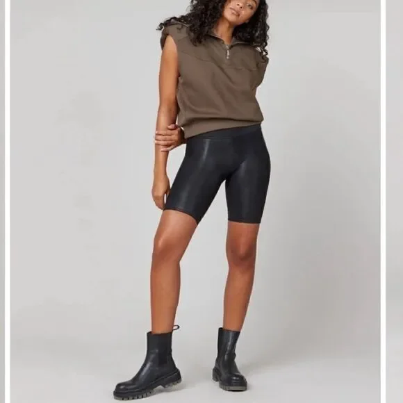SPANX Shorts Faux Leather Shimmer Metallic Bike Shapes Lifts Very Black Size M