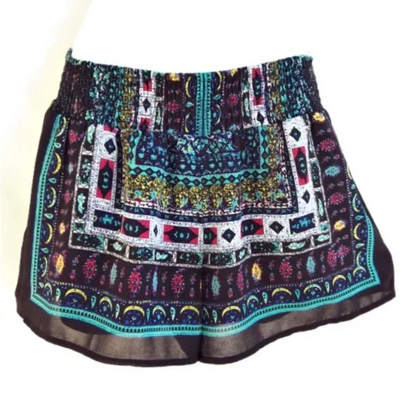 Mine Shorts Lined Scarf Handkerchief Print M