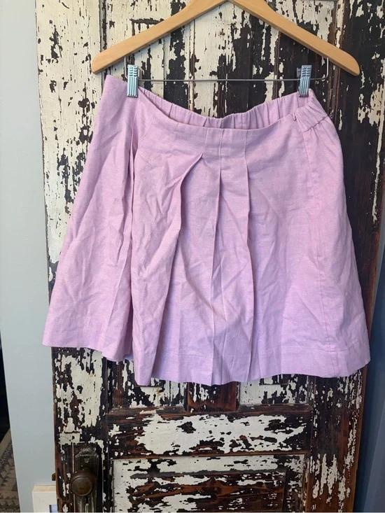 Banana Republic Linen Blend Women’s Lavender pink Pleated Skort. Women’s Large.