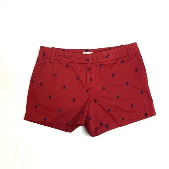 Telluride red with navy blue embroidered sailboat shorts size 6