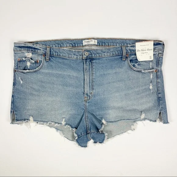 Abercrombie & Fitch Mom‎ High Rise Distressed Denim Shorts 24