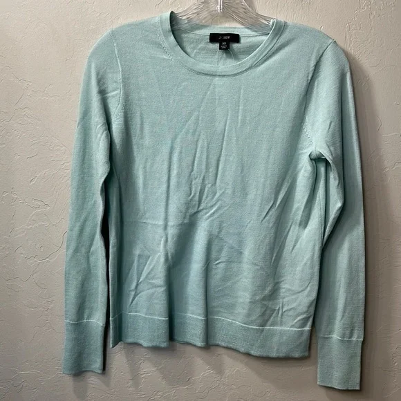 J.Crew 100% Merino wool lightweight sweater size XS.NWT