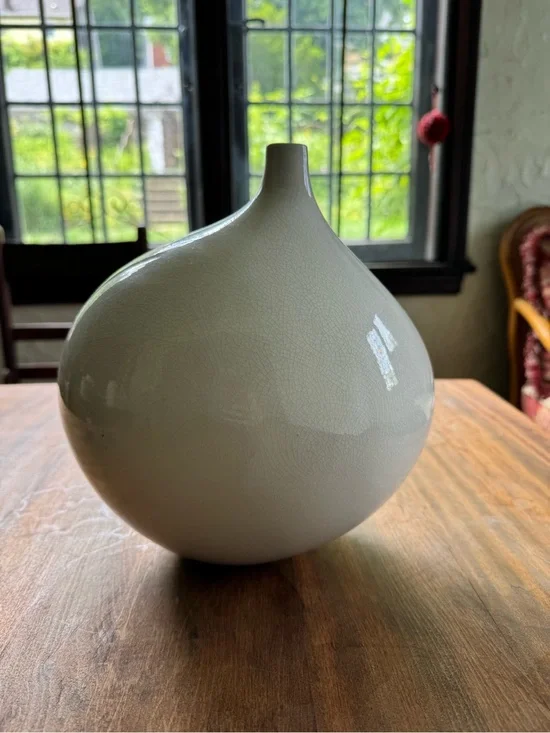Crate & Barrel Dove Vase