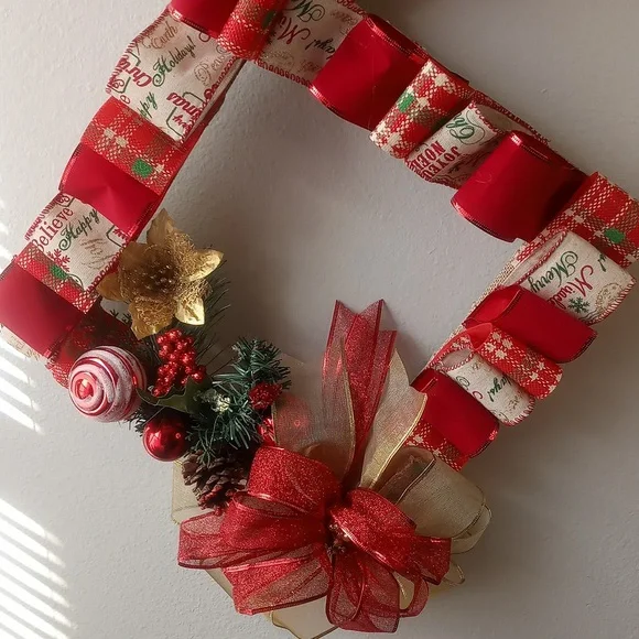 Christmas Square Wreath