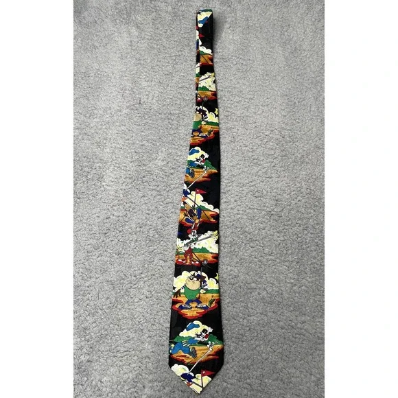 RARE Dead Stock Vintage 1994 Looney Tunes Mania Golf Theme Neck Tie‎