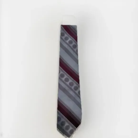 VINTAGE YVES SAINT LAURENT MENS TIE GREAT CONDITION