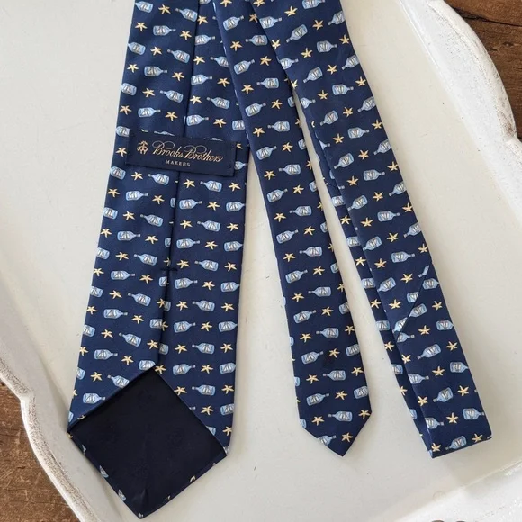 Brooks Brothers Makers Silk Blue Starfish Sailboat Tie