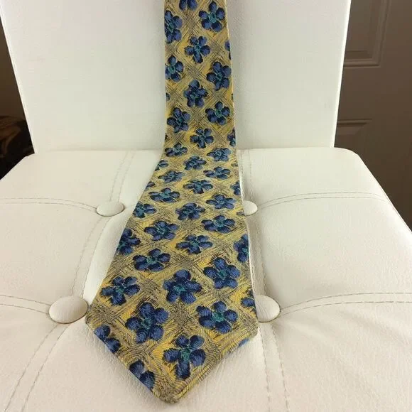 Ketch silk floral print tie