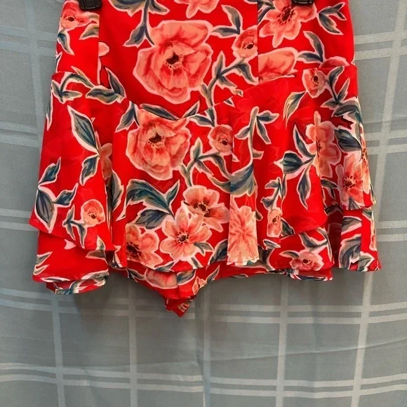 Show Me Your MuMu Red Floral Skort