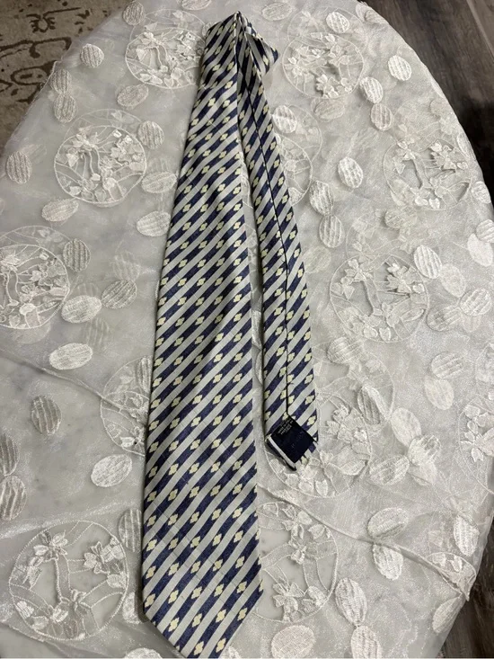 Giorgio Armani Navy and Cream Diagonal Stripe Silk Tie
