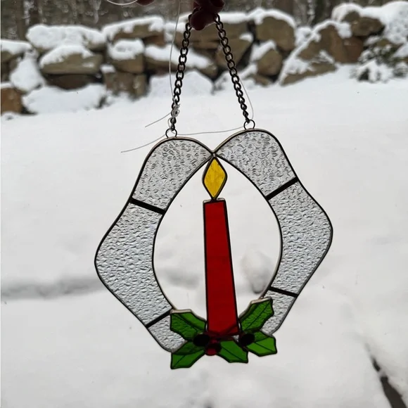 Stained Glass Red Candle Wreath Holiday Suncatcher
