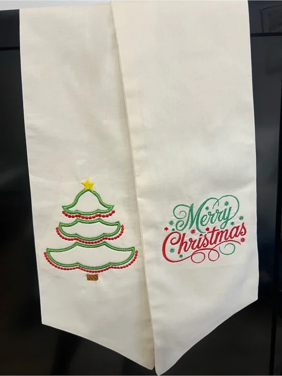 Embroidered Merry Christmas Wreath Sash- Tree & Script