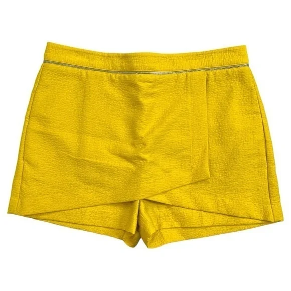 Robert Rodriguez Jacquard Wrap Shorts size 8 in Gold