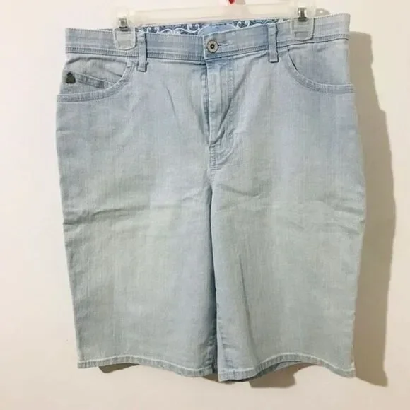 Gloria Vanderbilt blue shorts size 12 S153A