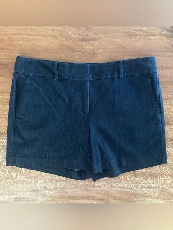 Ann Taylor Factory Dark Navy Signature Fit Shorts|Size 10