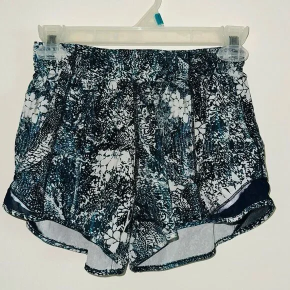 Lululemon Hotty Hot Short II *Long 4