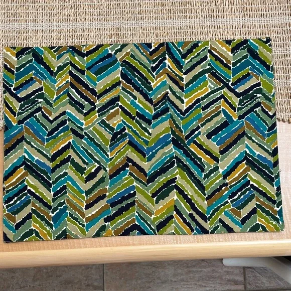 Crate & Barrel 8 Mateo Placemat Multicolor Chevron Design