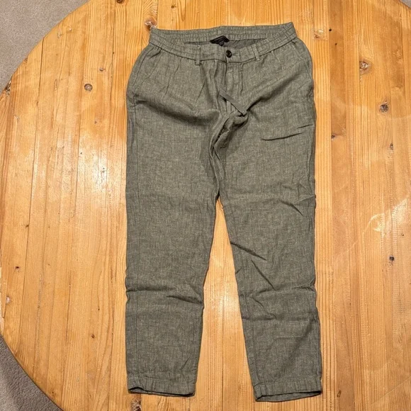 Banana Republic Sage Green Linen