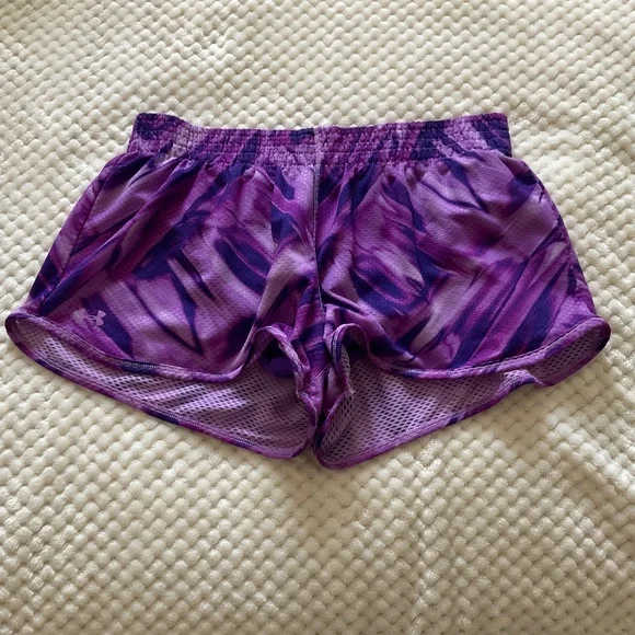 Under Armour Mesh Shorts‎ - Purple - Size Medium