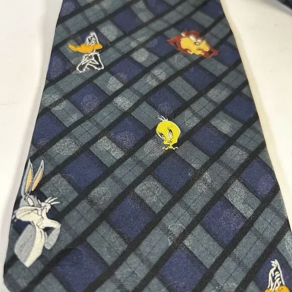 Looney Tunes Mania Vintage Neck Tie 100% Silk Tweety Taz Bugs Daffy