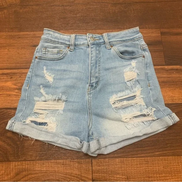 Wax Jeans Woman’s Size Small Distressed Stretch Denim Mom Shorts High Rise