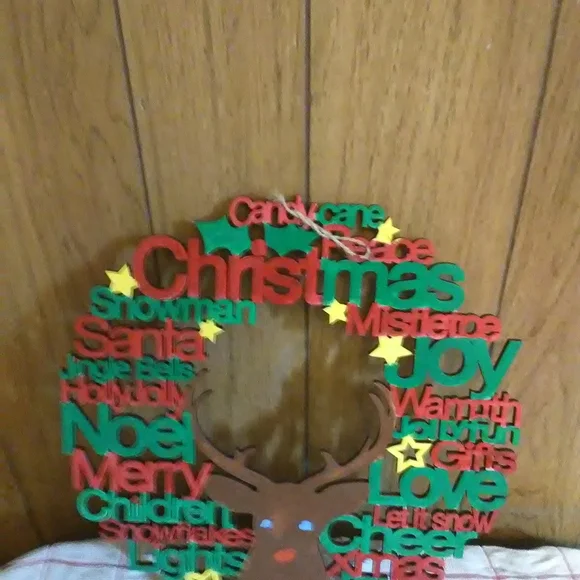 Festive Christmas Wreath with Red and Green Accents
