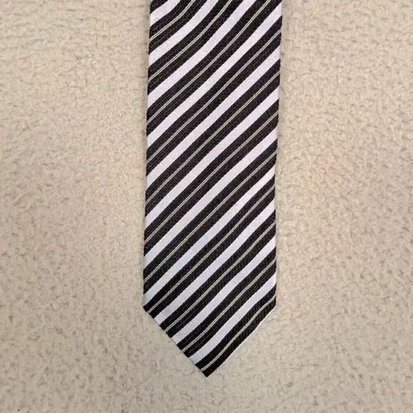 ERMENEGILDO ZEGNA MENS SILK TIE LIGHT AND DARK BLUE STRIPES