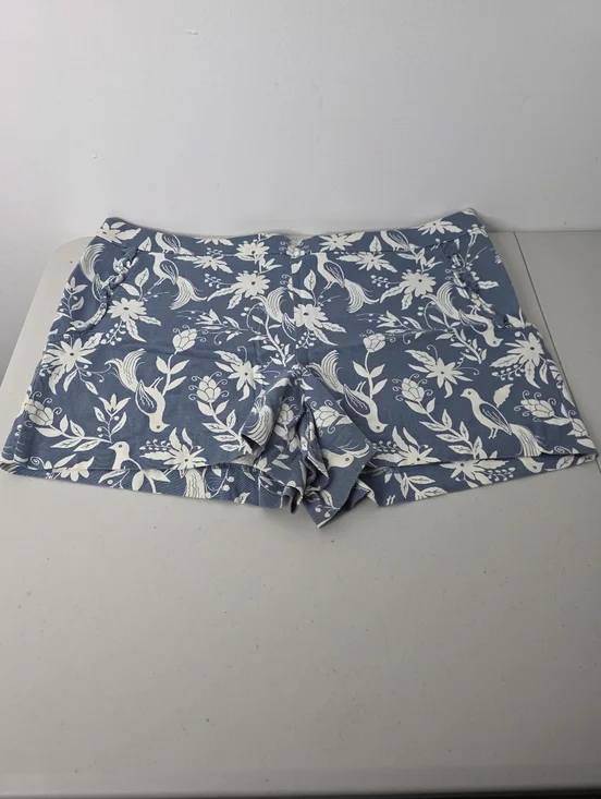 LOFT Womens Blue and White Floral Shorts Size US/14