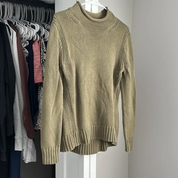 J. Crew Vintage Green Knit Turtleneck, worn once