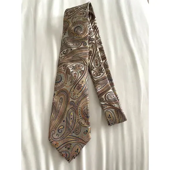 Bruno Piattelli handmade 100% Silk Paisley Tie 59