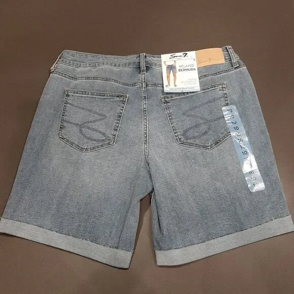Seven7 Relaxed Bermuda Shorts Size 10 Mid Rise Cuffed Hem Stretch