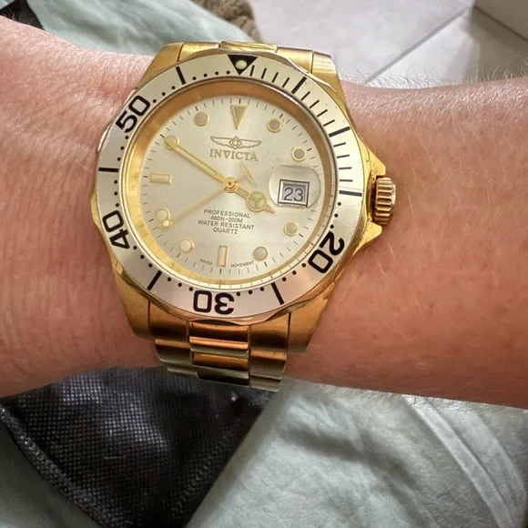 Men's Invicta Pro Diver 2155 Gold-Tone Watch, Water Resistant 200M