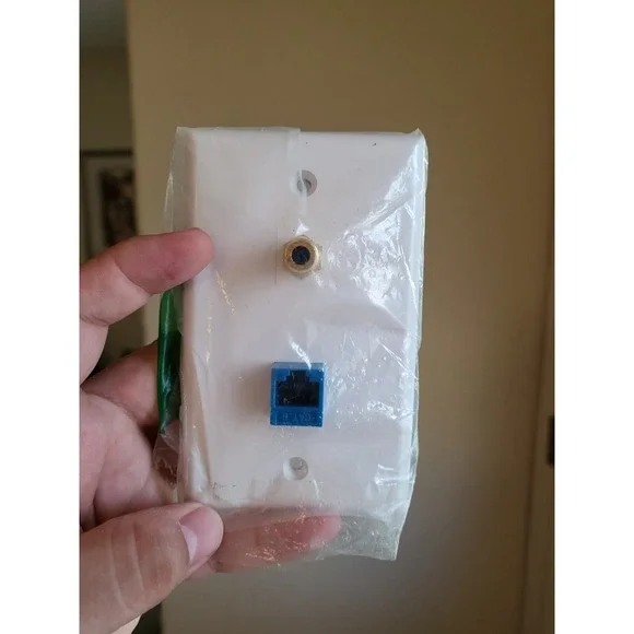 IBL-1 Cat6 Ethernet Port and 1 Gold-Plated Cable TV Coax F Type Port Wall Plate