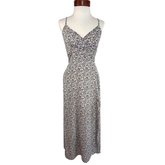 Abercrombie & Fitch Ditsy Floral Maxi Dress XS Smocked Cottagecore Boho Sundress