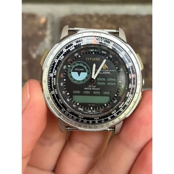 Citizen Vintage Ana-Digi Chronograph Alarm Watch 8987 GN-4-S Japan | 1980s Pilot