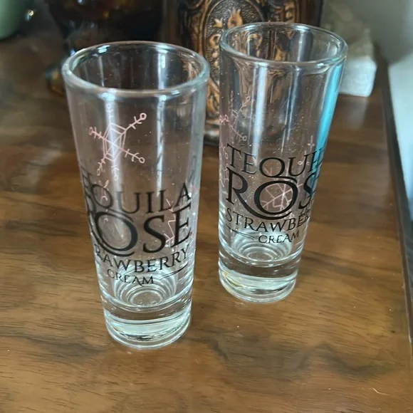 TEQUILA ROSE Strawberry Cream Liquor Shot Glasses
