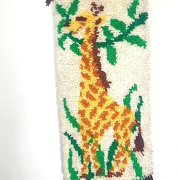 Giraffe Latch Hook Handmade  in USA Vintage Brass hanger Yellow Brown Green EUC