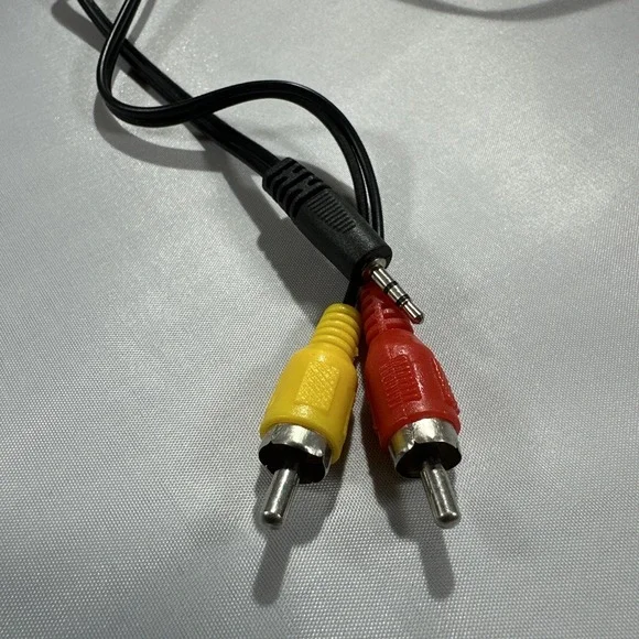 2ft RCA Male to 3.5mm Male Cable Adapter Audio Video Cord AV AUX