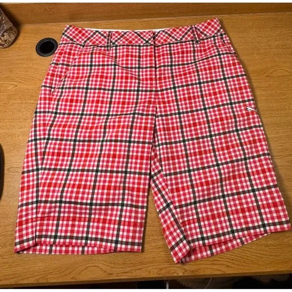 PUMA Golf CELL Performance Shorts Women's Size 12 Flat Front Stretch‎