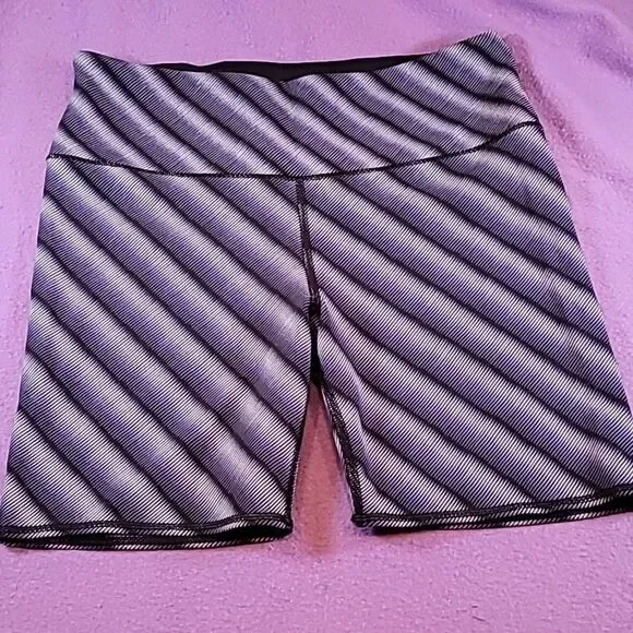 0714. EUC ~ Victoria's Secret ~ VSX ~ Sport ~ Yoga ~ Beach ~ Secret Pocket!